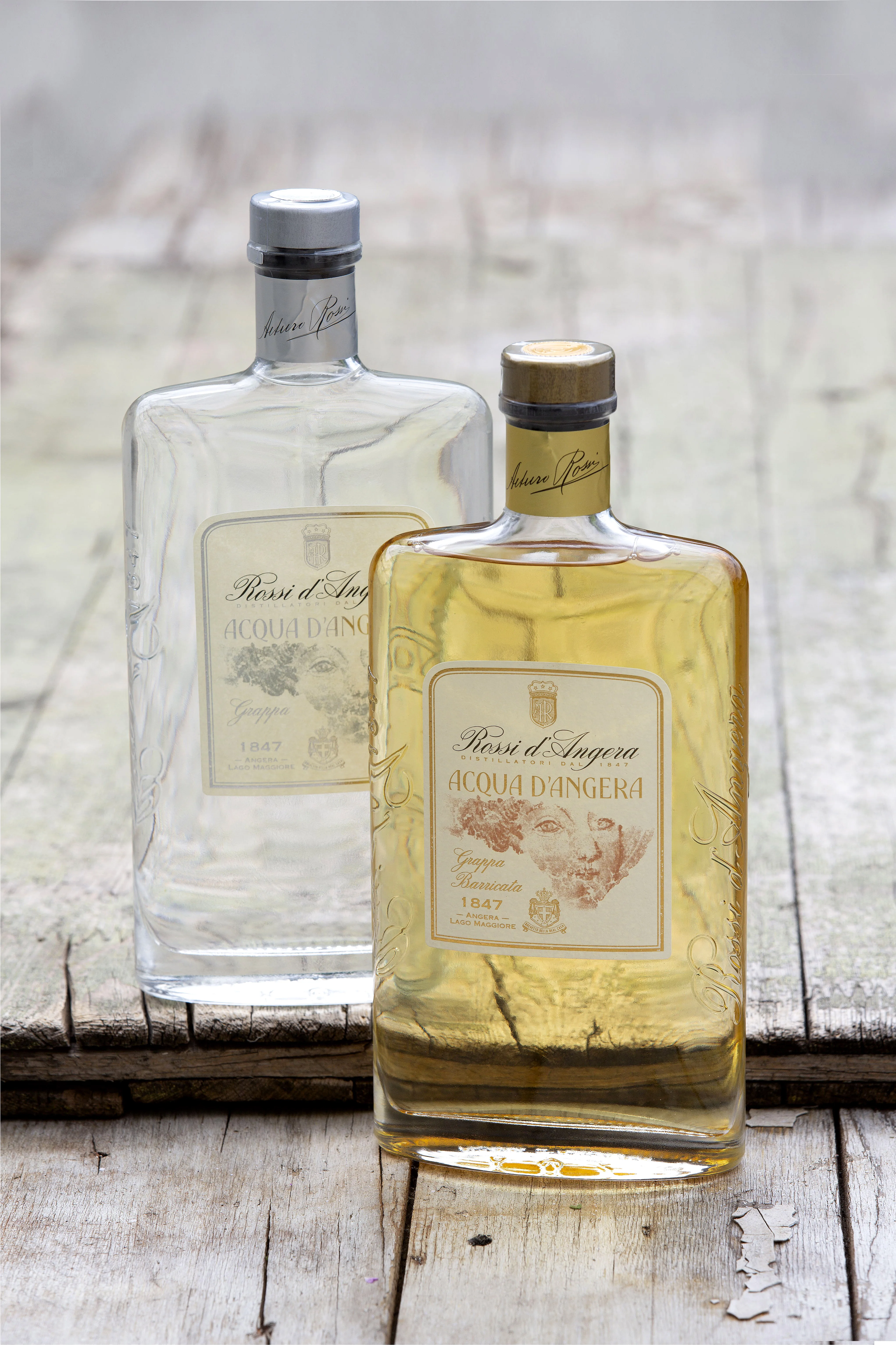 Высококачественный Итальянский спиртовой напиток grappa, водный баллончик, барриката 42% Том, 70cl, спиртовой напиток