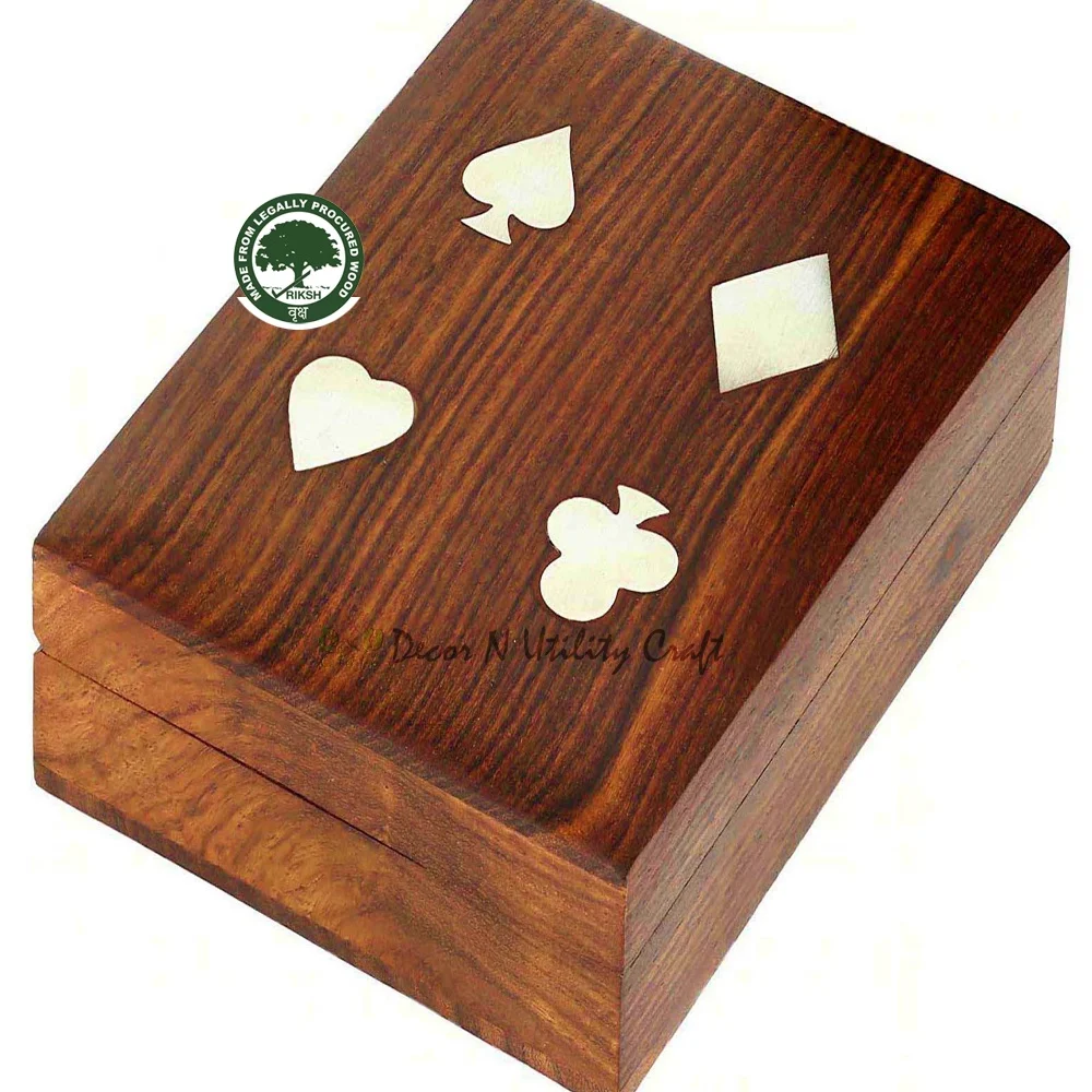 Деревянная игровая коробка в винтажном стиле