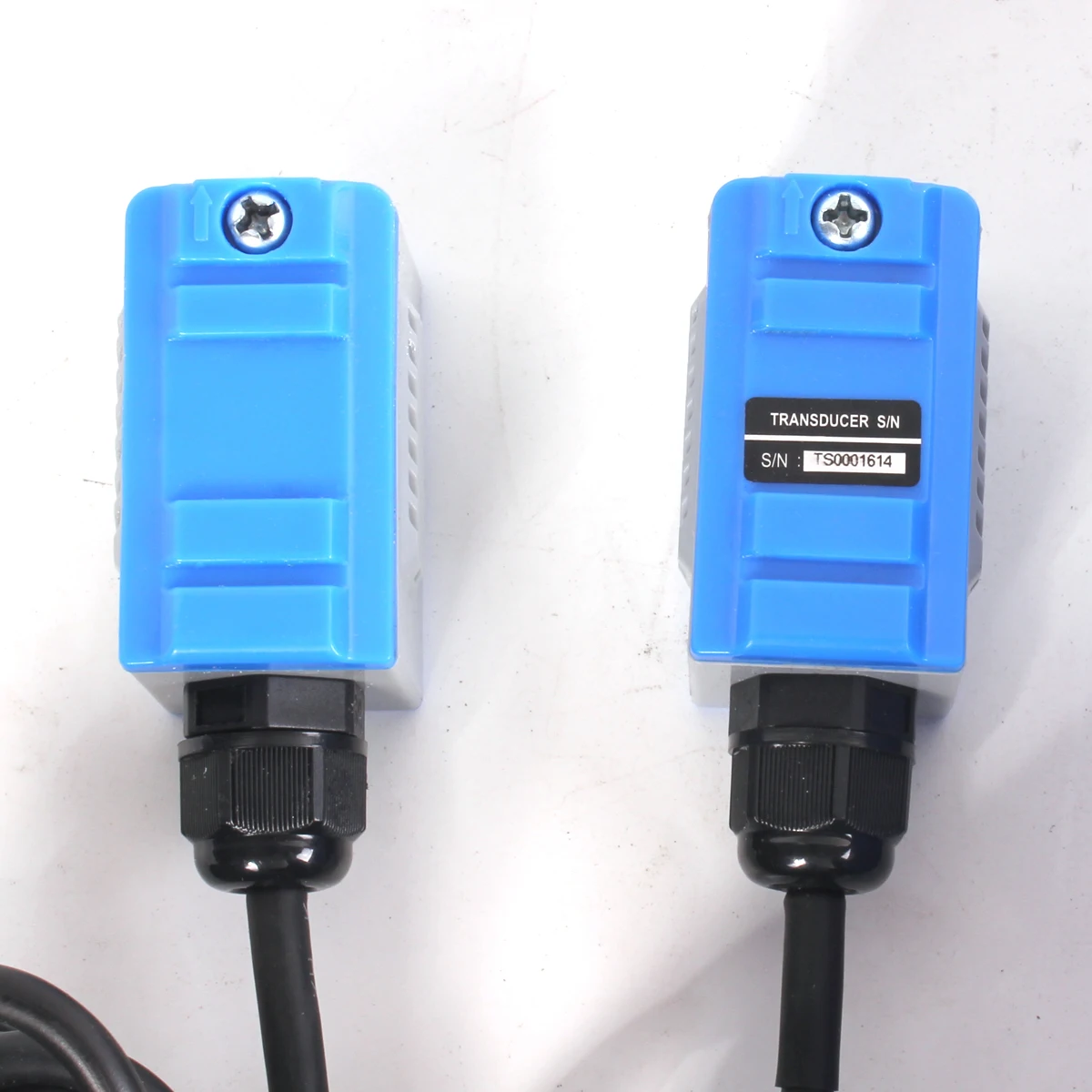 Chinese manufacturers non intrusive flow meter fix mount ultrasonic water flow meter price with large sensor