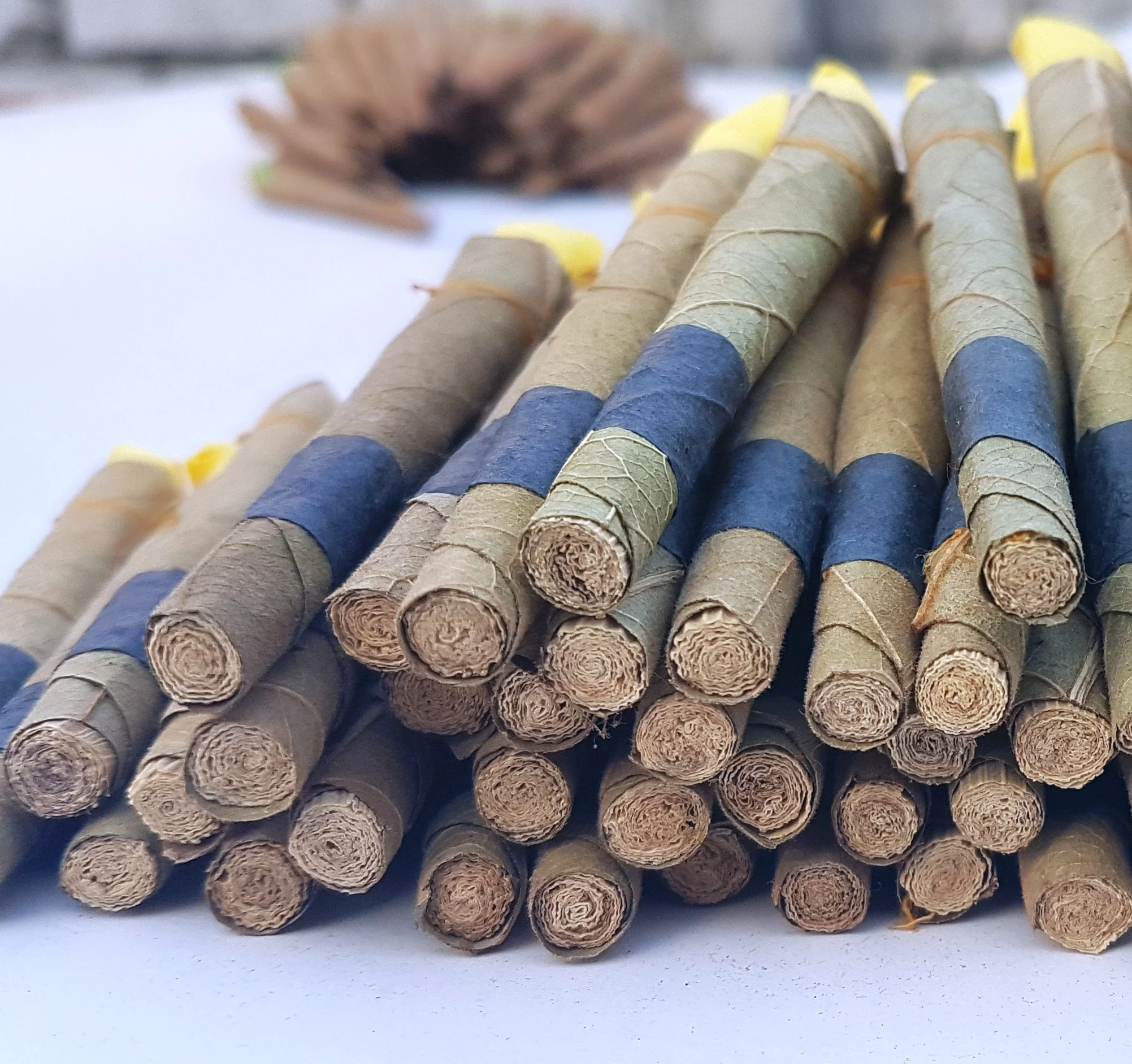 Супер медленно горящий лист, предварительно рулоны зеленого золота, гималайские Пальмовые Листья, предварительно свернутые конусы, ароматизированный лист, требуется дистрибьютор