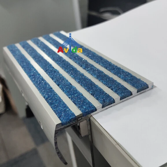 Abrasive Photoluminescent Stair Tread Lights LED Step Nosing for Office