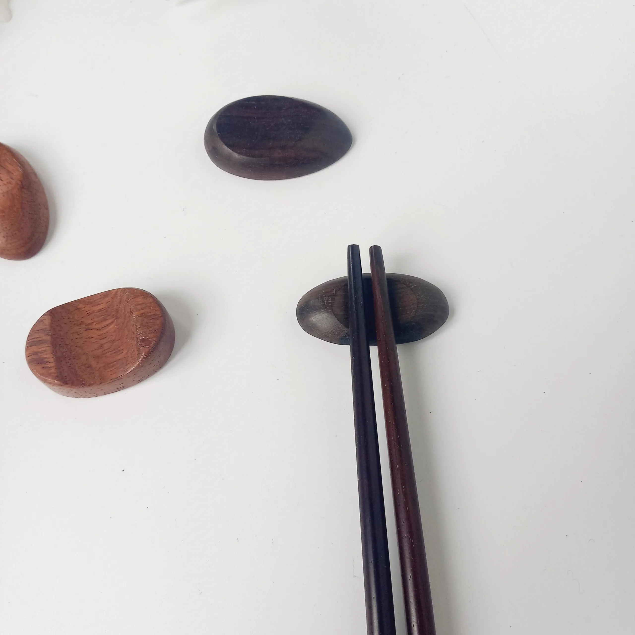 Dinnerware High Grade Accessories Hotel Wooden Chopstick Rest Chopstick Holder Tableware Knife Spoon Fork Chopsticks Rest Holder