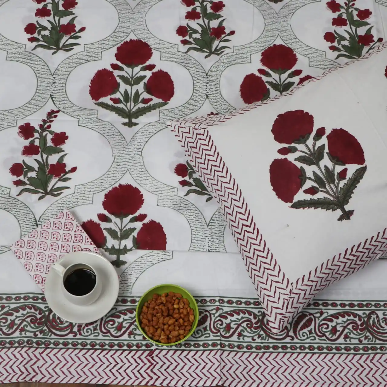 Indian Handcrafted Double Bed Sheet Cotton Fabric Hand block Printed Flower Design Bedsheet with Stock