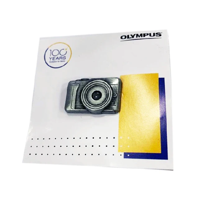China Manufacturer Mini Cute Camera Lapel Pin