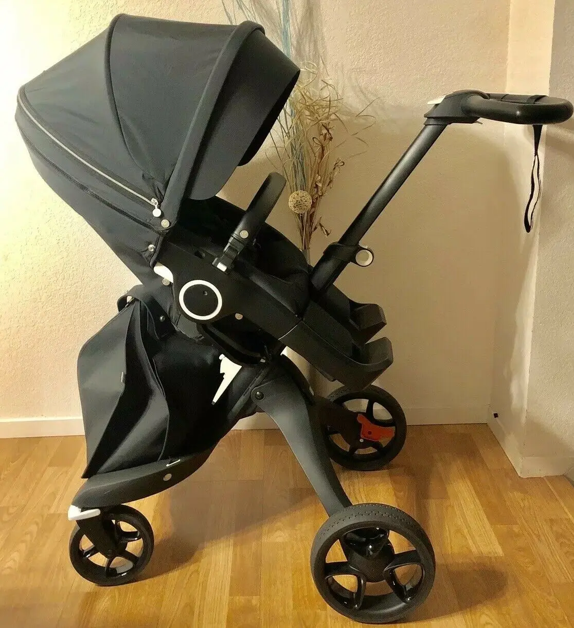 
100% NEW STOKKES XploryS V6 Black Chassis Stroller 
