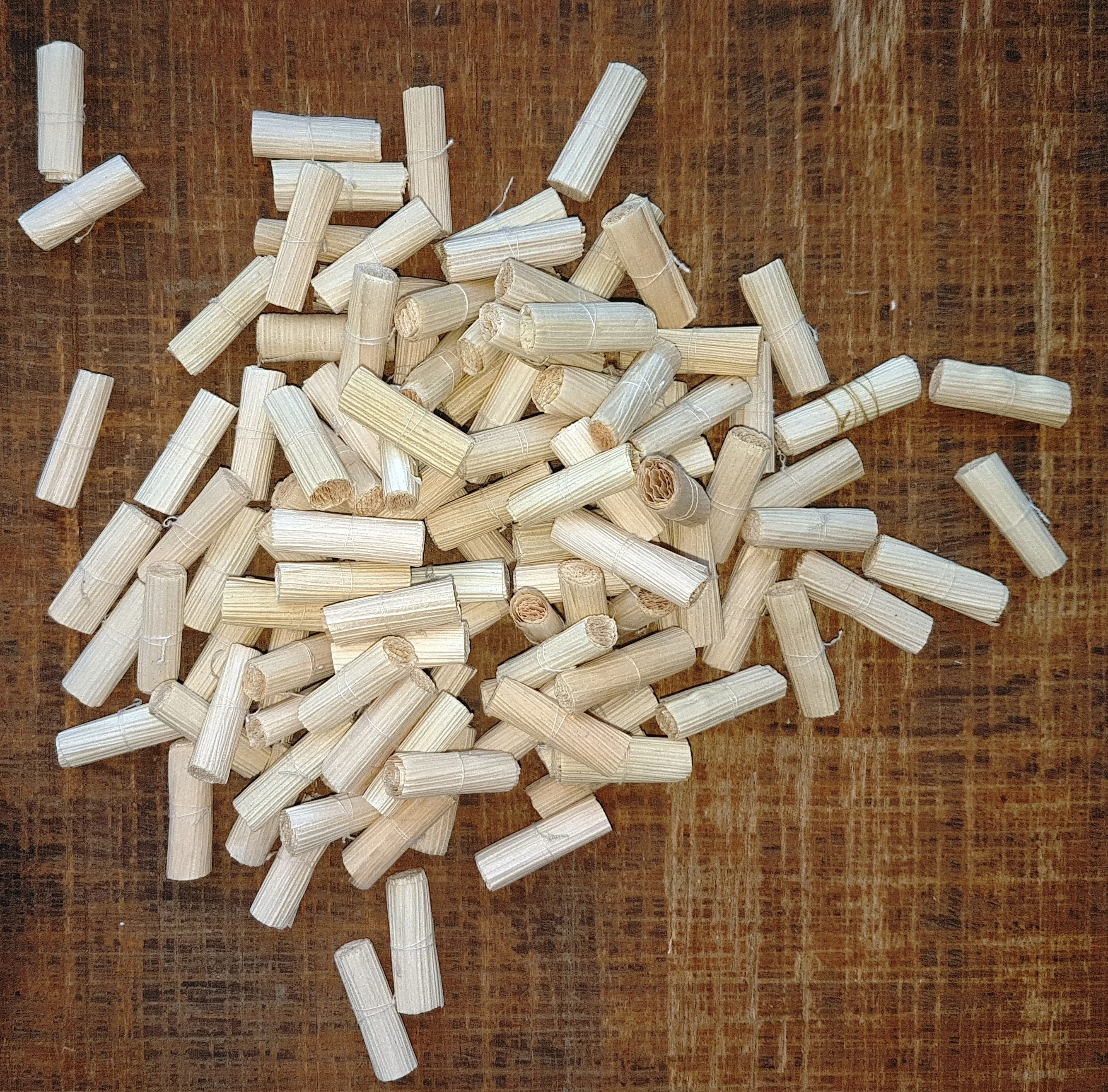 OEM Filter tips for Ccordia and tendu rolled leaf Bulk Corn husk filters tips all the sizes in bulk