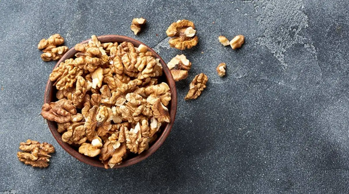 Wholesale 0.5kg Nutrition Seeds Organic Blanched Fresh Walnut From Chile