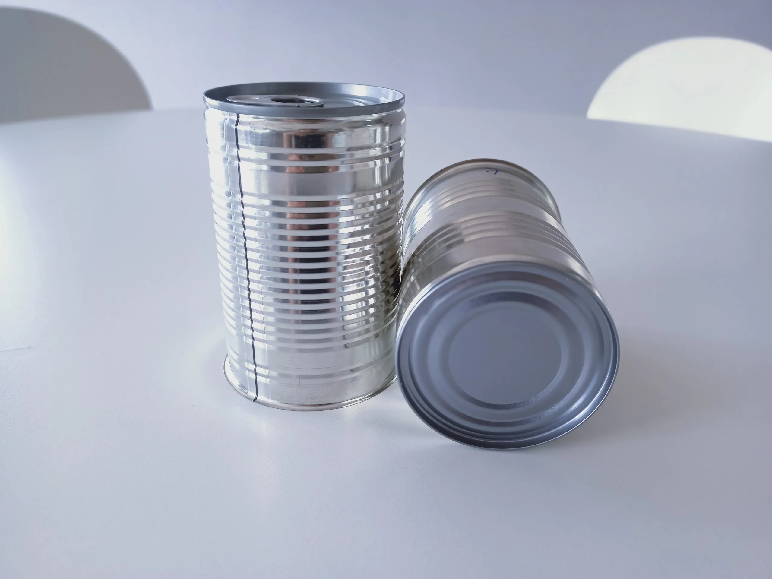 Экспорт больших объемов продуктов консервированные металлические банки в форме цилиндра подходящие для банок Sadines доставка из Вьетнама