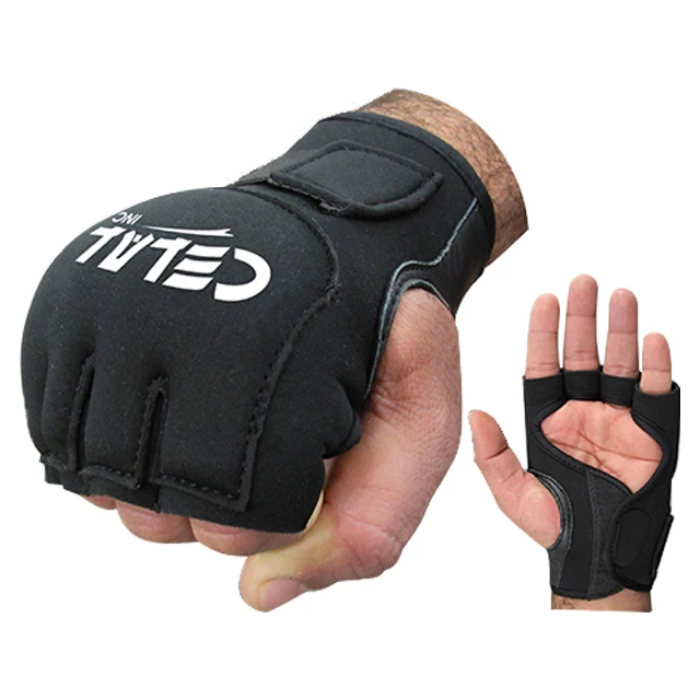 MMA Gloves Mixed Martial Arts Kickboxing Muay Thai Fitness Fight Grappling Gloves Training Half Finger MMA Gloves