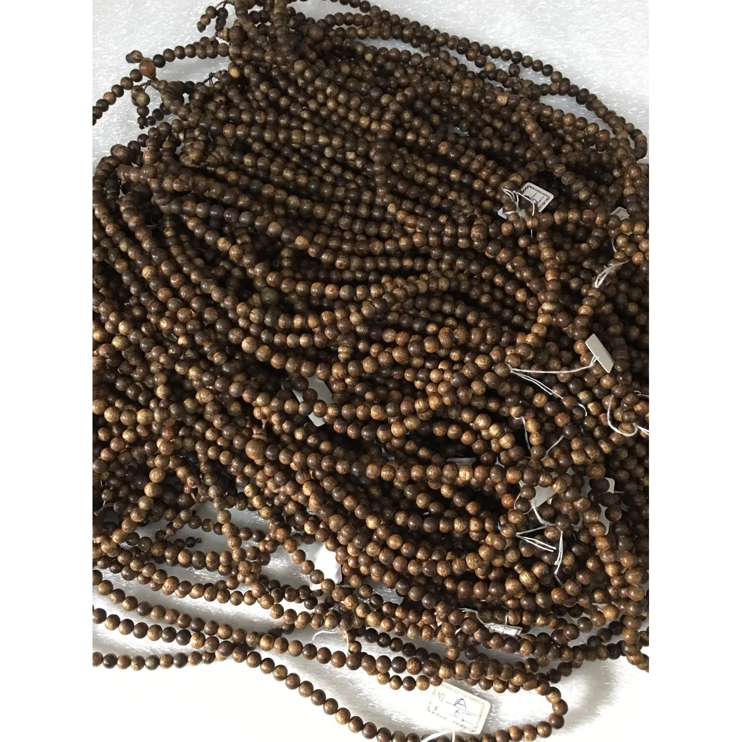 Handmade Best Price Wood Beads  Fashionable Medium Quality Wholesale Vietnam Origin  Oud Bracelet oud bracelet nice bracelet vip