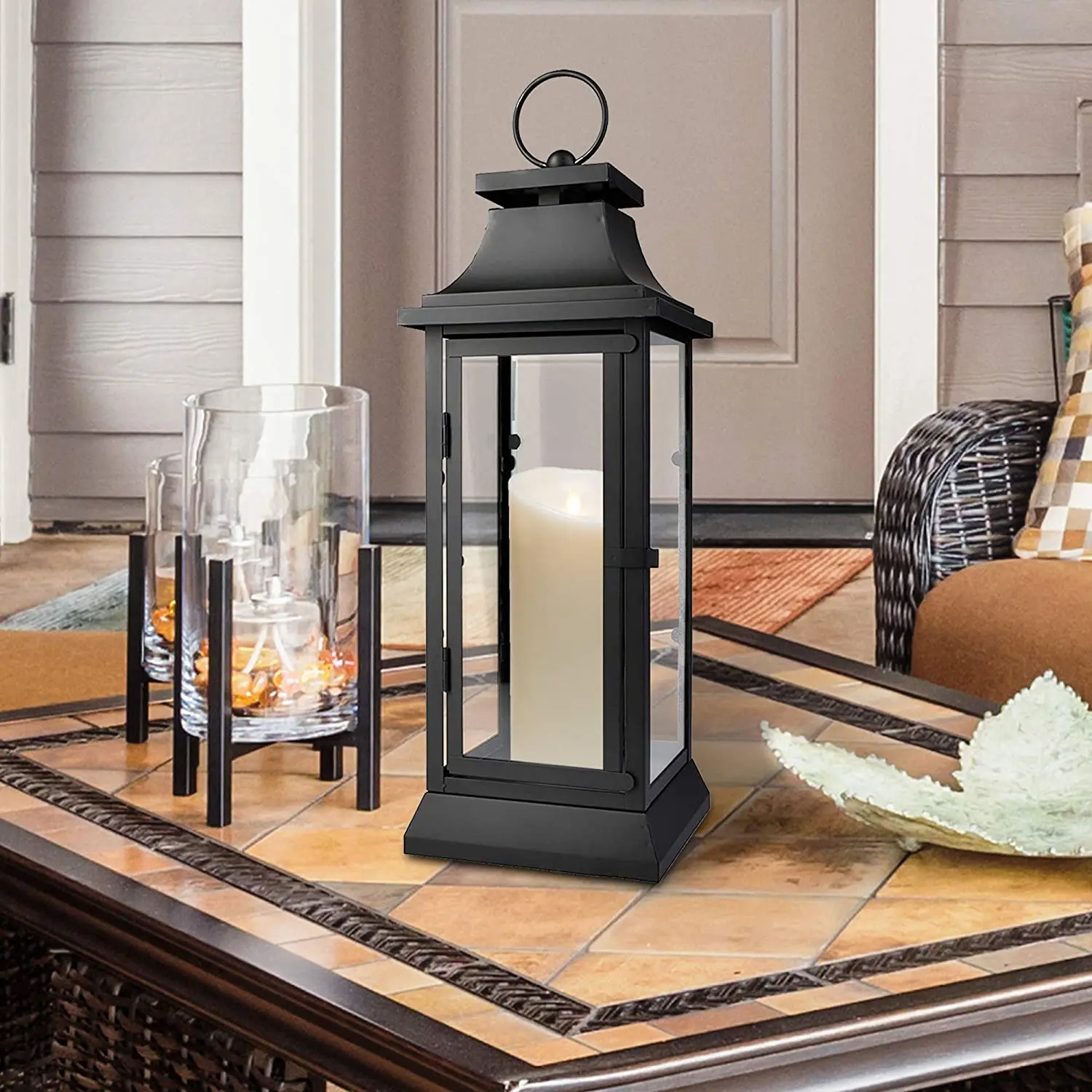 Luxury Decorative Simple Iron Powder Coated Lantern for Home Decoration at Wholesale Price European Style Lantern for Garden