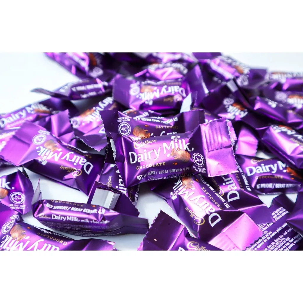 Молочный шоколад Cadbury 4 5 г x 100 шт.