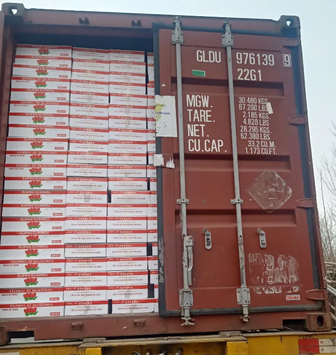 Высокое качество и оптовая продажа тонкий том бренд Саше томатная