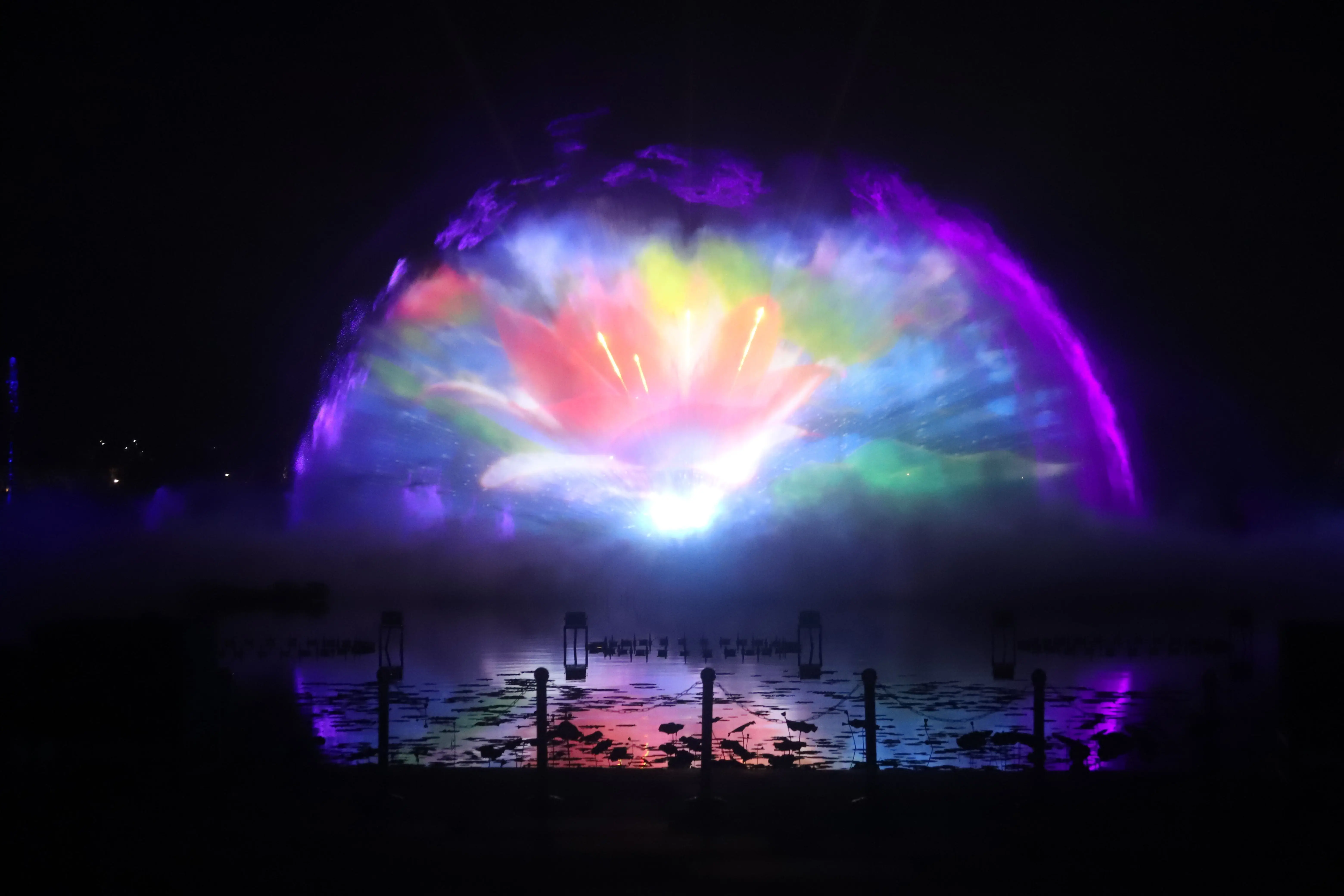 New Creation Dancing Music Water Fountain Show with laser beam light and artificial fog effects 2022 Outdoor large media show
