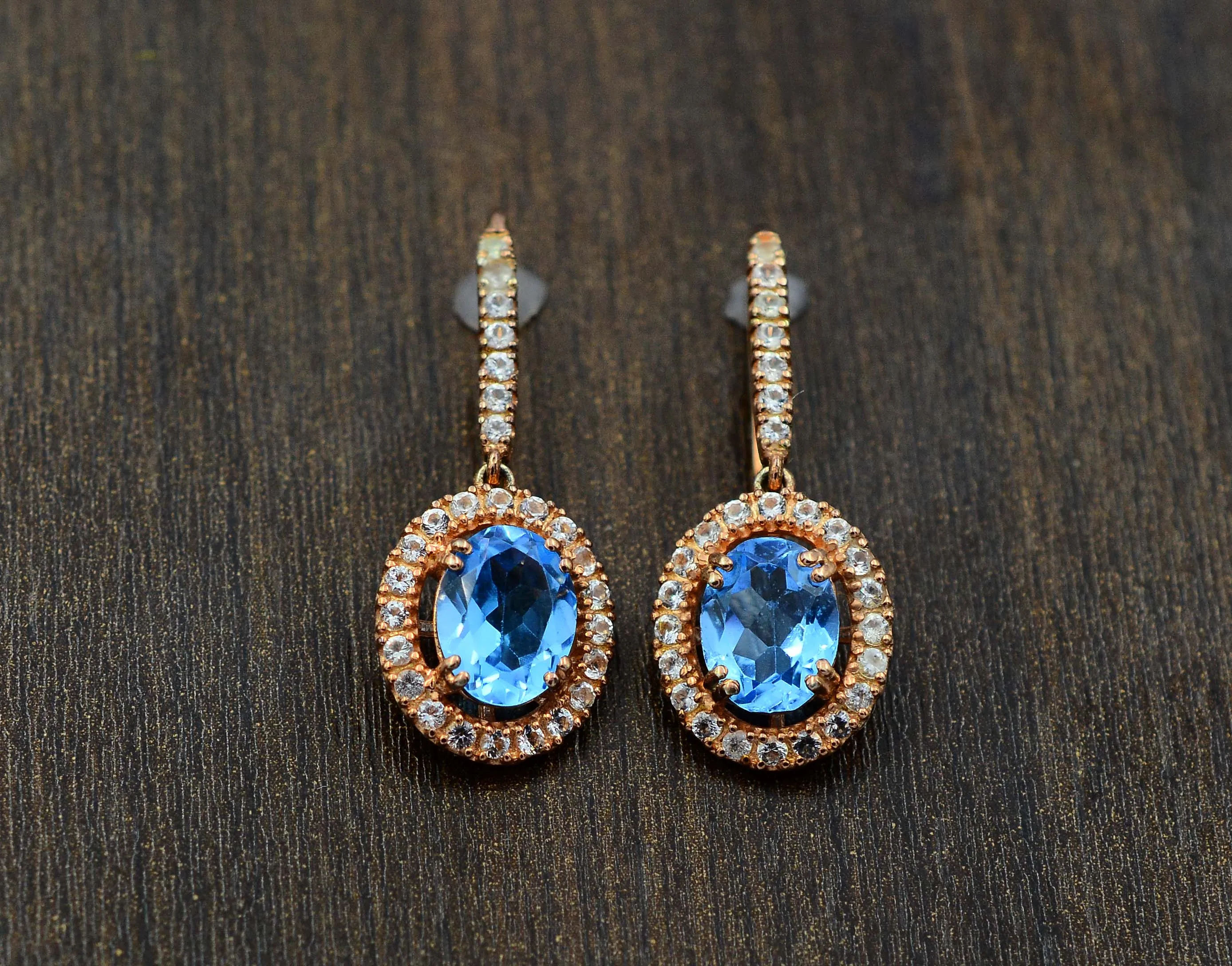 Natural Swiss Blue Topaz 9x7 MM Oval Shape Deep Color Gemstone 925 Solid Silver Drop Dongle Women Earring Manufacturer Supplier