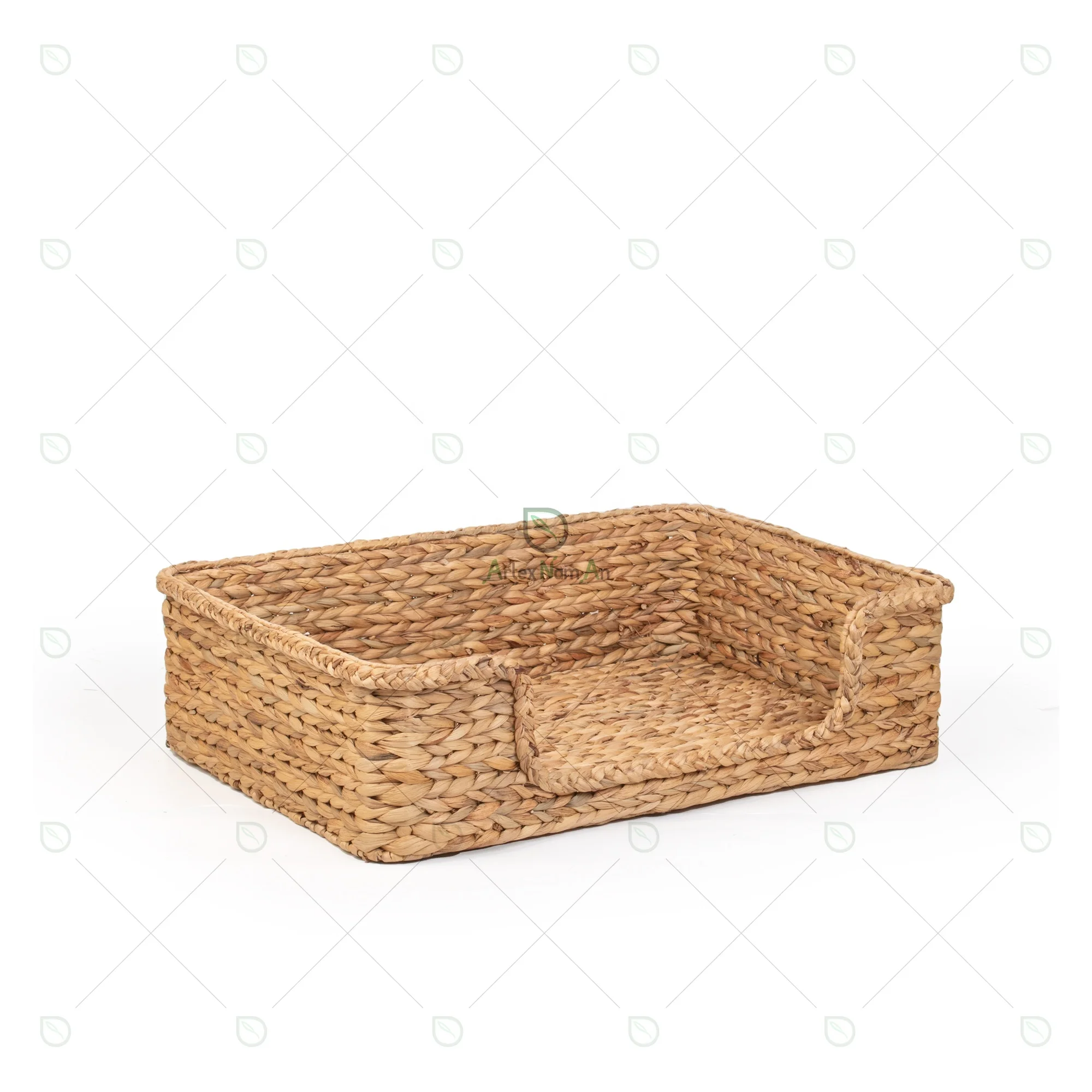 Eco Friendly Woven Water Hyacinth Large Cat Pet Dog Bed/wicker Dog Basket/pet Bed House Indoor Carton Box BSCI Viet Nam