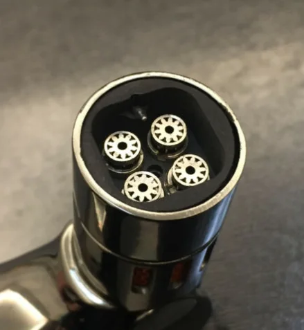 Зажигалка зажигалка для снега с тройным пламенем ветрозащитный бутановый огонь может быть дополнен газовой зажигалкой подарочной коробкой 2 упаковки