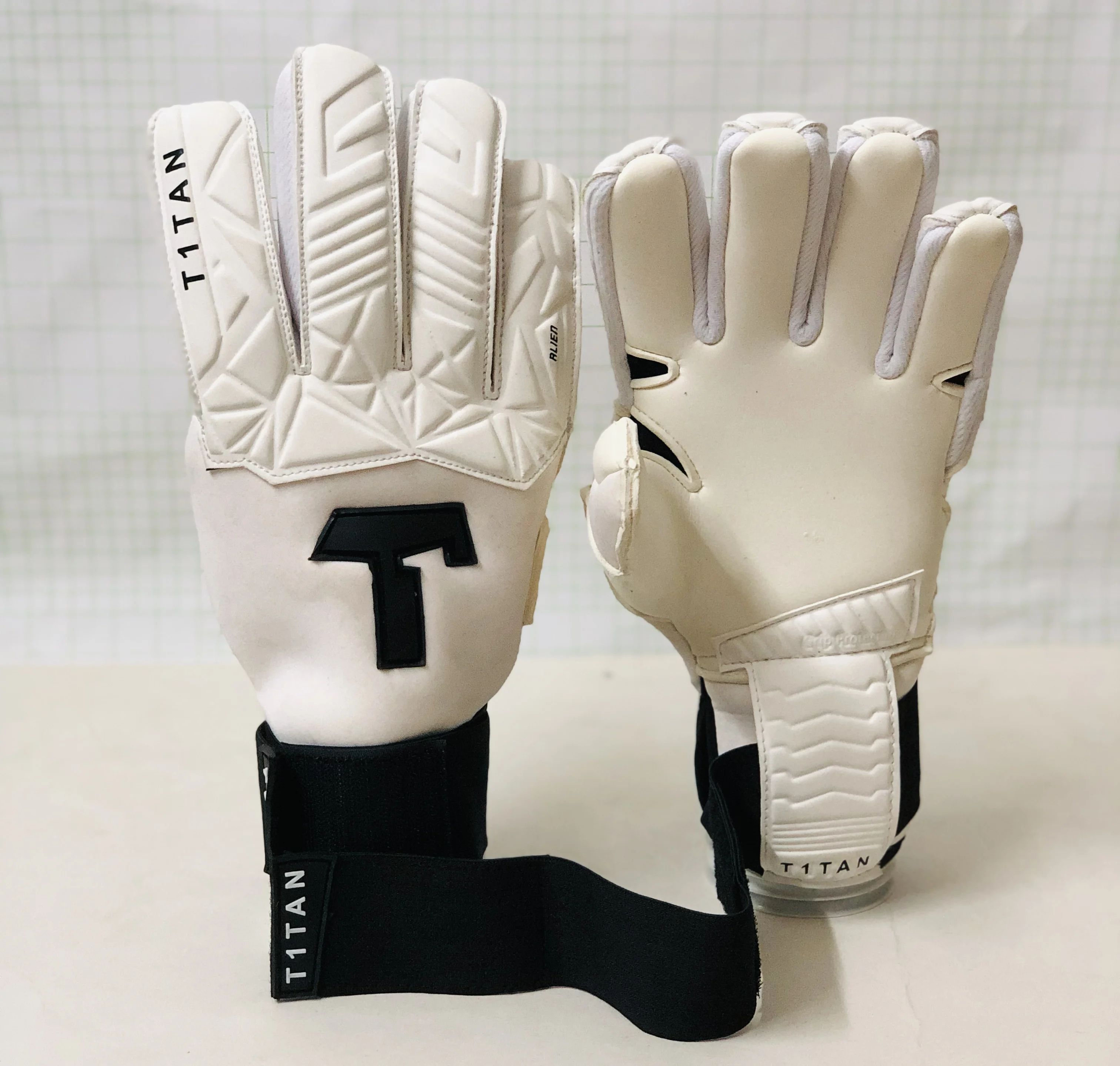 Профессиональные перчатки вратаря/высококачественные немецкие латексные 4 мм