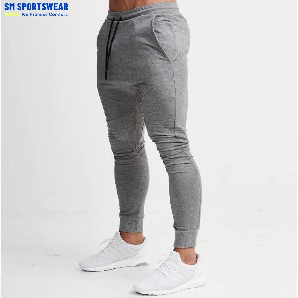  2021 г. производитель изготовленные на заказ тисненые дизайнерские штаны для бега в стиле хип-хоп мужские свободные