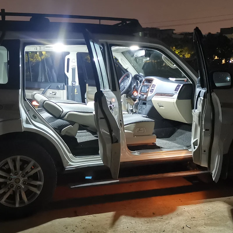 Reading lights in the car Warm White Car modification LED  High quality Auto parts wholesale for Mitsubishi Pajero V97 v93