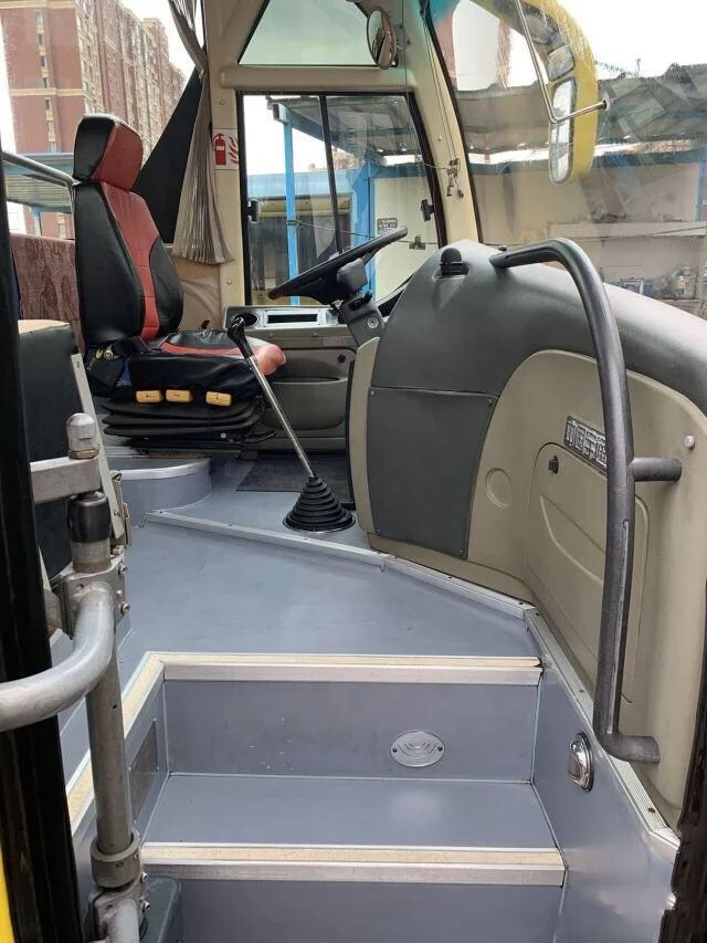 Comfortable Used Japan Yutong Coach Bus 35 Seats Passenger Car