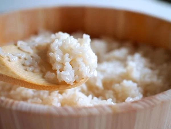 [Горячие предложения] Белый липкий клейкий рис вьетнамский белый 5% сломанный (компания Thai Lien мисс Фуонг: + 84789196389)