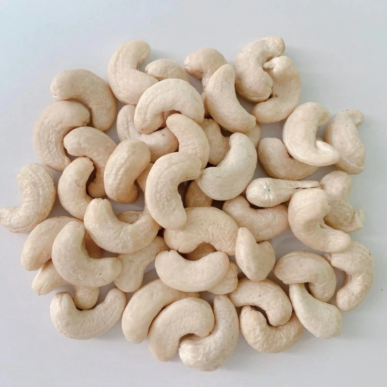  Сырые орехи кешью WW240 экспорт органических натуральных орехов из вьетнамской фермы W240 сырые + сушеные человеческие продукты белая слоновая кость