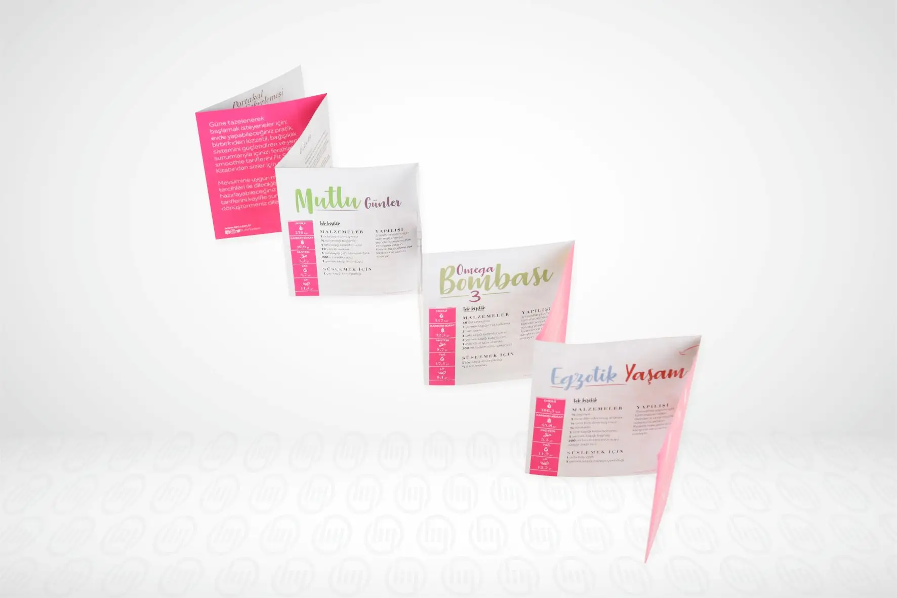 Flyer wholesale costume professional full color plastic cheap small brochure