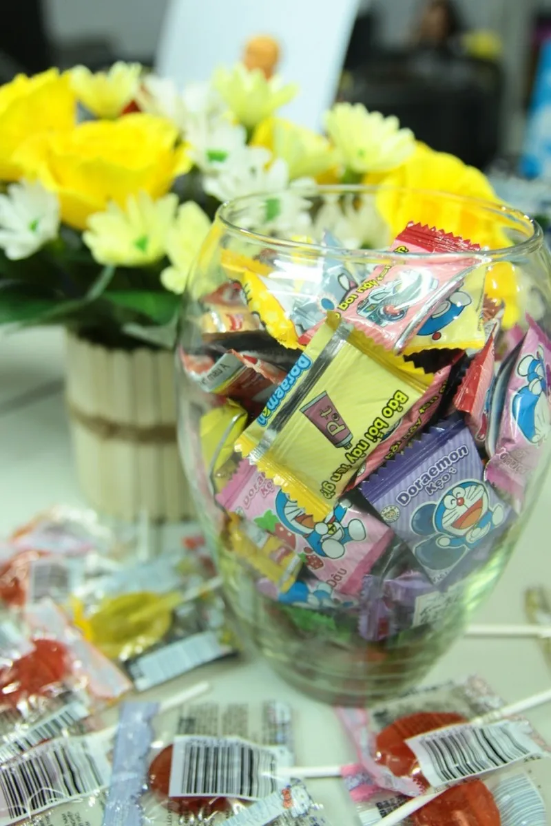 
Cheap and Quality Doreamon Lollipop Candy Fruit Flavor 