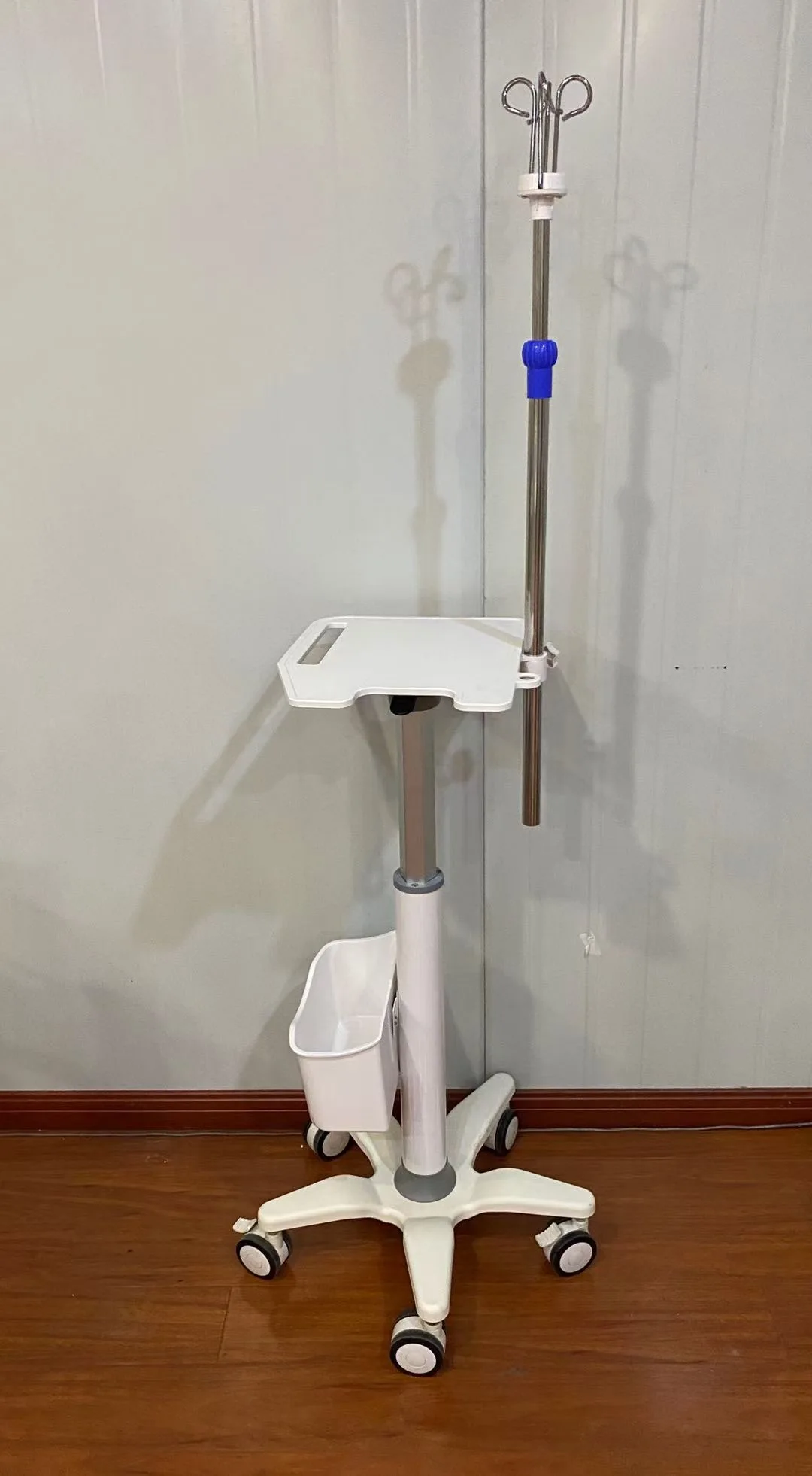 Больничная тележка для монитора Мобильная компьютера - история цены и ...