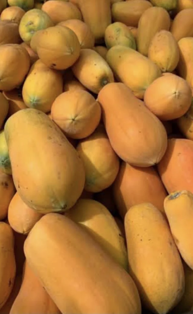 
EWC HIgh Quality 100% Natural Papaya Red Orange Thick And Sweetness Fruit Fresh Papaya 