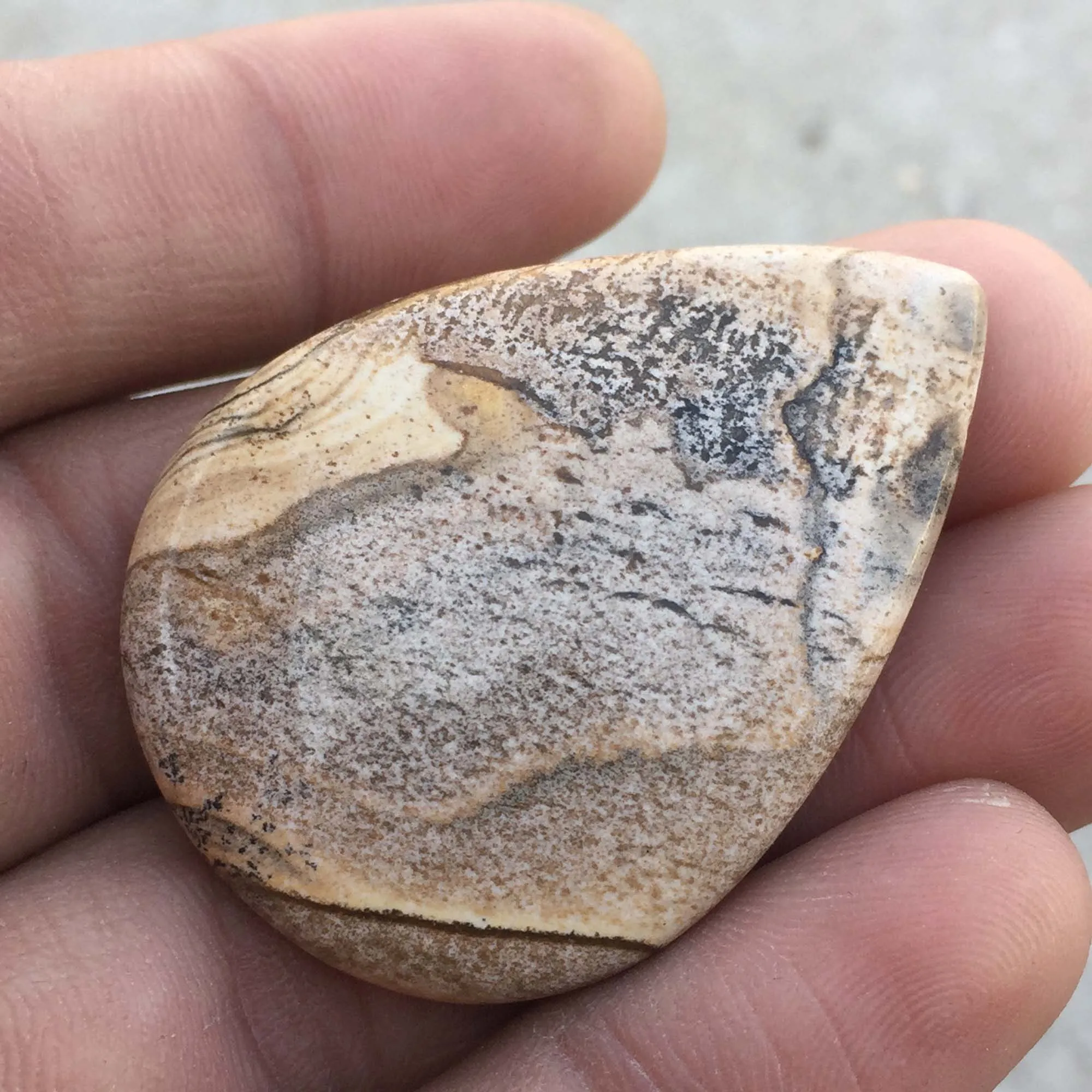  Природное изображение яшмы камень в форме груши Картина Яшма кабошон оптовая цена