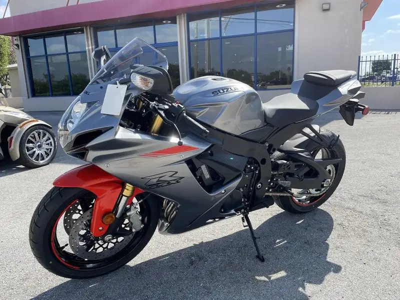 ORIGINAL NEW 2021 Suzukis GSX-R750 NEW