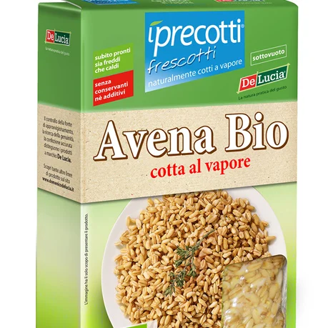 Organic oats steamed and vacuum packed