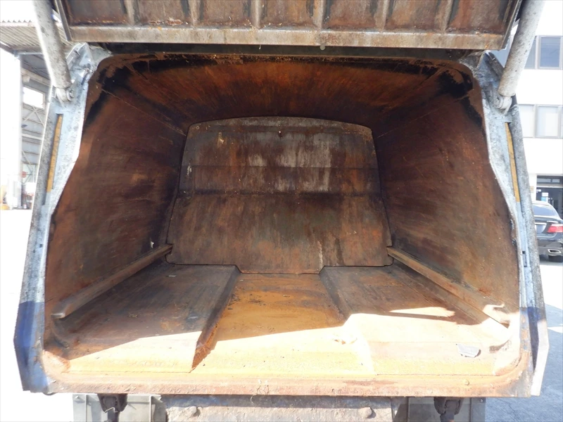 Japanese Used Good Conditioned ELF ISUZU Garbage Truck