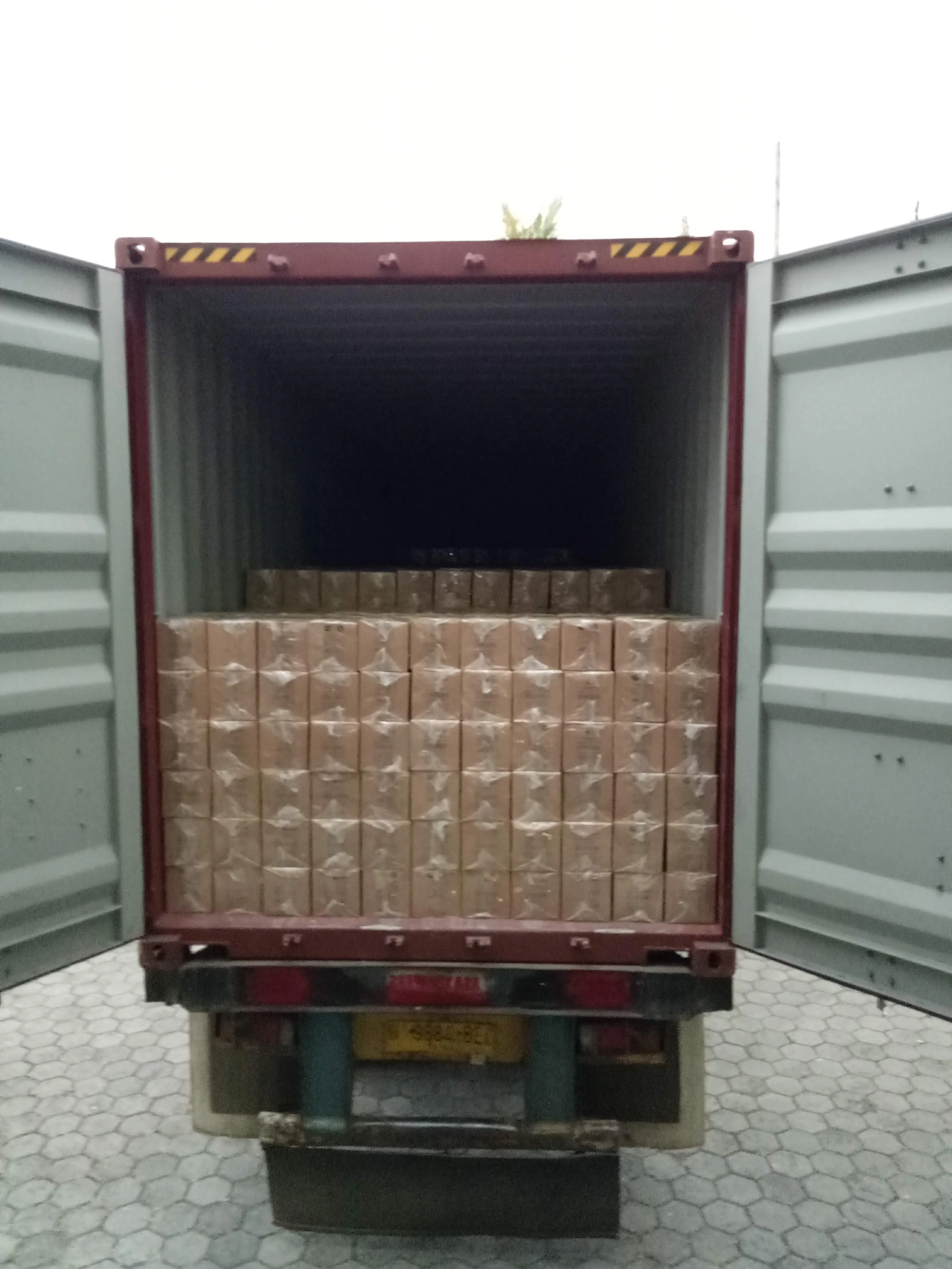 
High Quality Coconut Shell Charcoal Briquette Shisha 