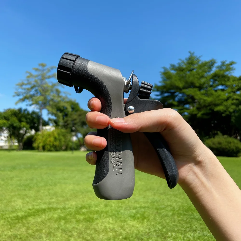 Industrial Insulated Grip Hose Nozzle Rear Trigger Threaded Front for Attaching Watering Accessories Strong Pattern for Car Wash