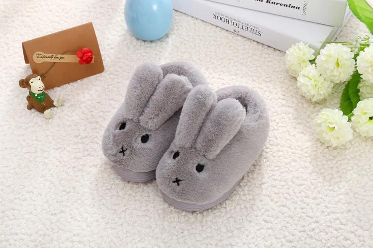 
Wholesale 1-3 years baby lovely rabbit ears indoor anti-slip kids plush slipper for winter 