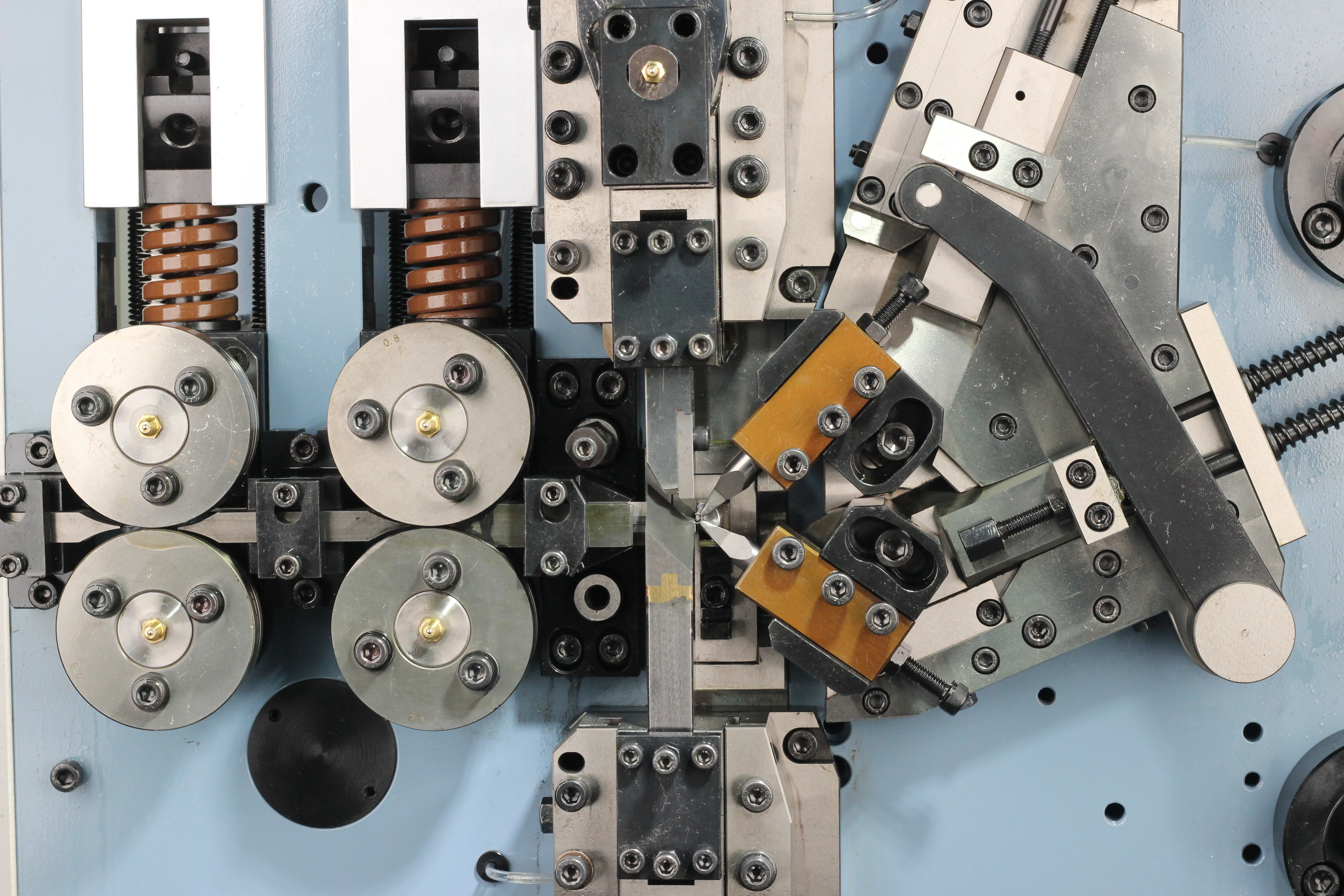 CNC Metal Spring Coil Torsion Forming Making Machine Mechanical Compression Wire Mattress Spring Roll Coiling Former