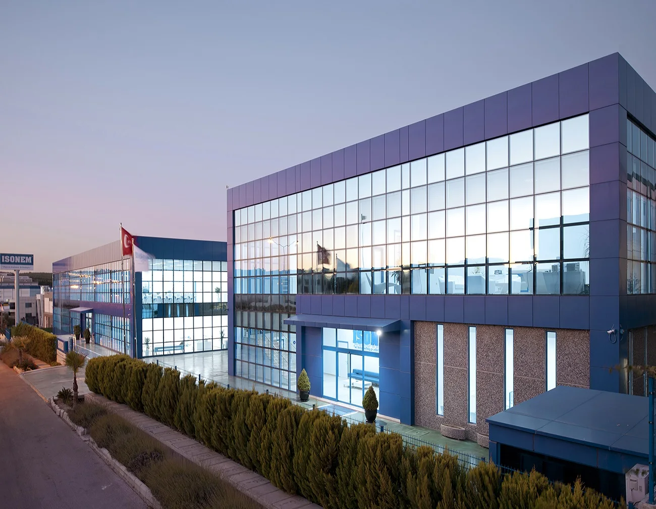 ISONEM EP PRIMER-Epoxy Resin Based Primer for Concrete General Purpose before Epoxy or Polyurethane Floor Coating