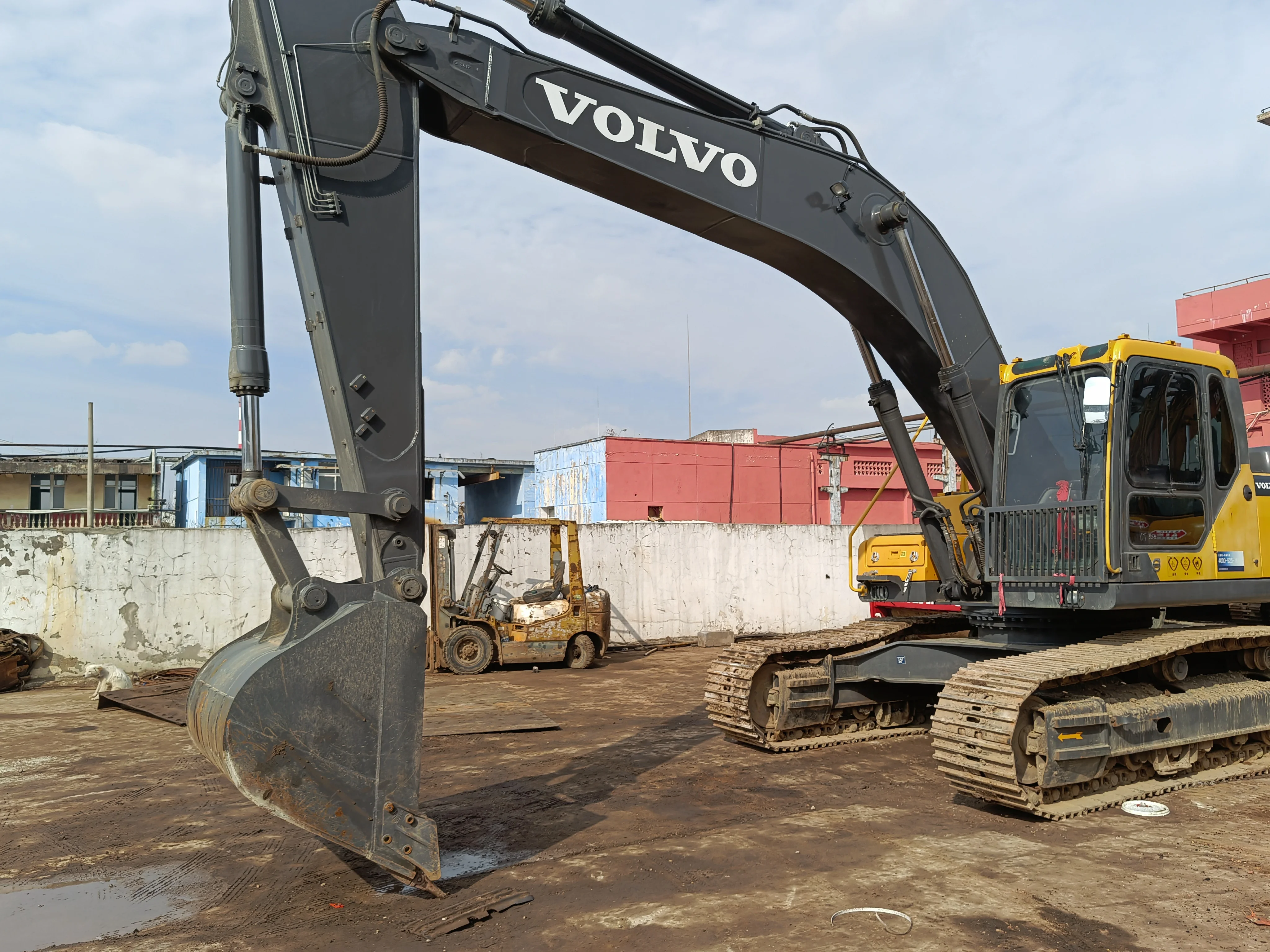 Used High power Volvo EC290 Hydraulic Crawler Excavator cheap For Sale