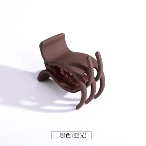 Black claw clip metal hair claw shape clip ladies and girls accessories