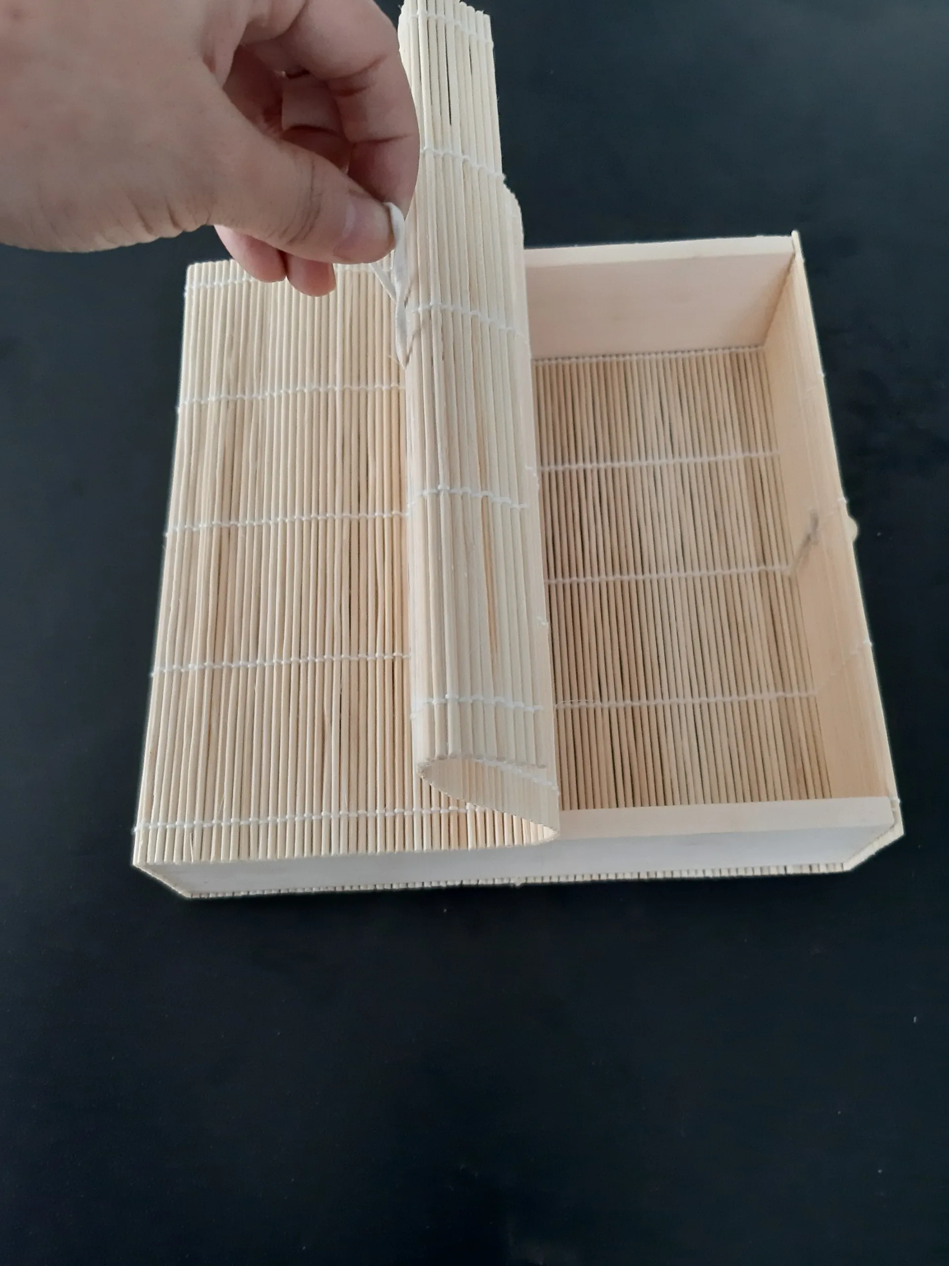 Vietnam Manufacture Hand Woven OEM Logo Christmas Cheap High Quality Lid Amazon Alibaba Packaging Wood Bamboo Gift Box