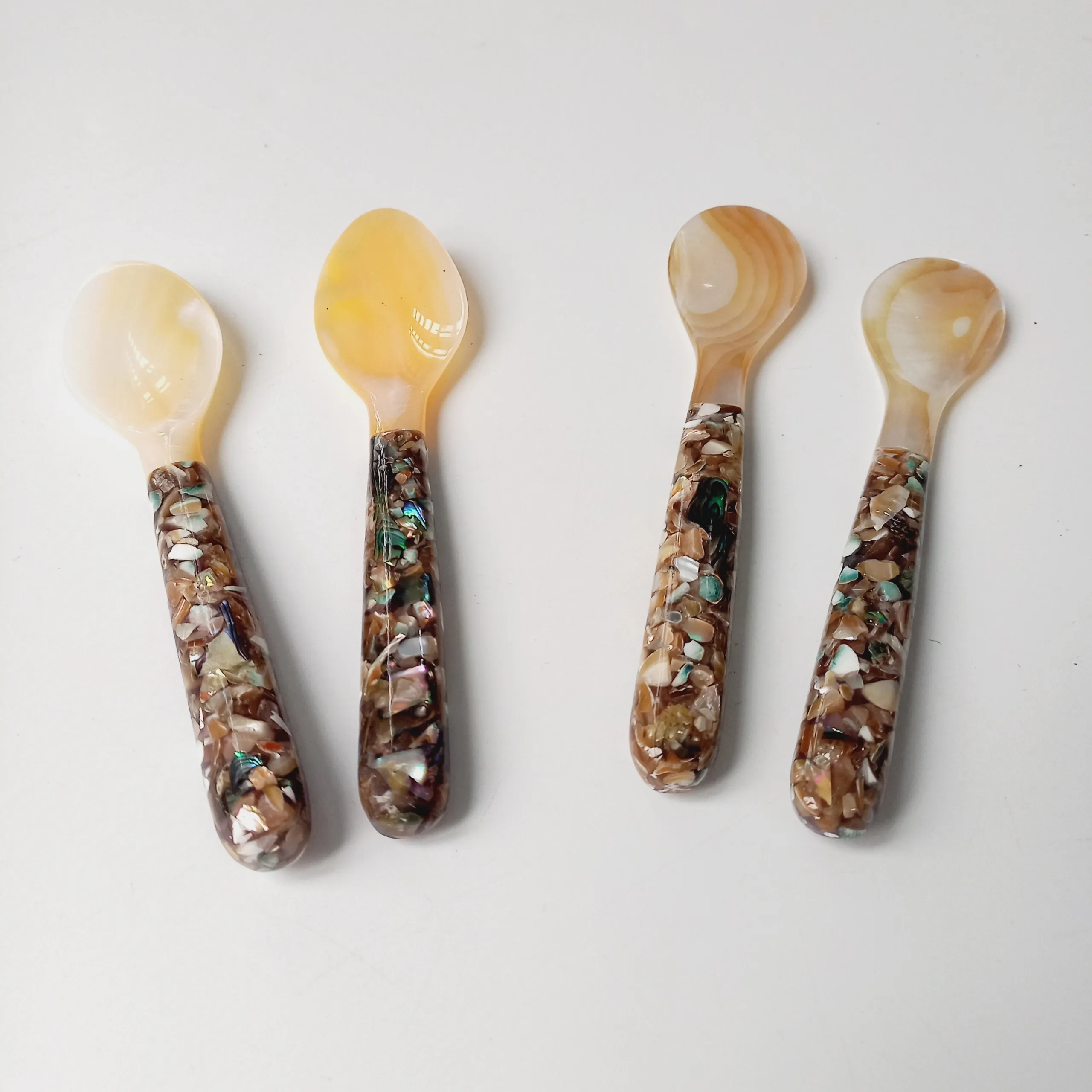 Handicraft Ice Cream Mother of Pearl Caviar Tea Spoon Shell Spoon Coffee Spoon Seashell Inlaid Handle Wholesale Exquisite