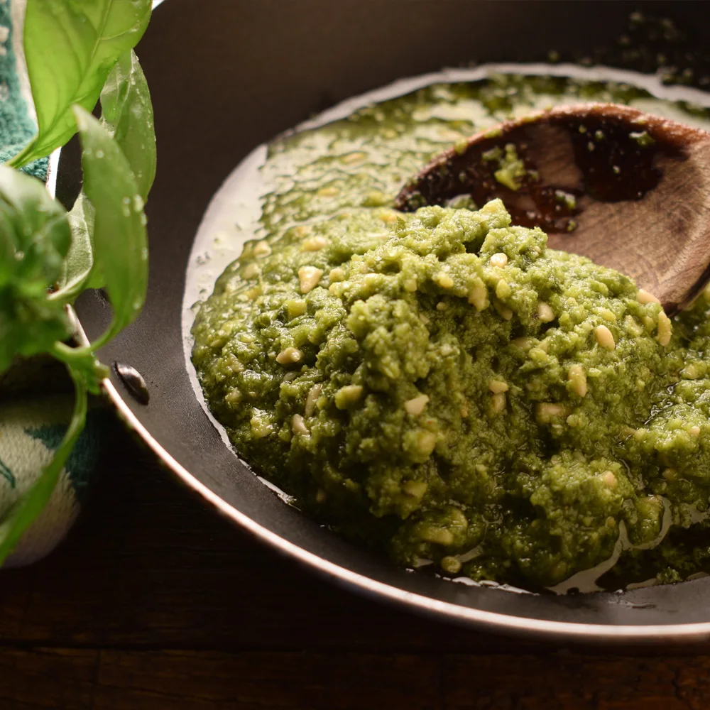 Premium quality basil creamy sauce green pesto alla genovese without Garlic 190g glass jar food pasta sauce