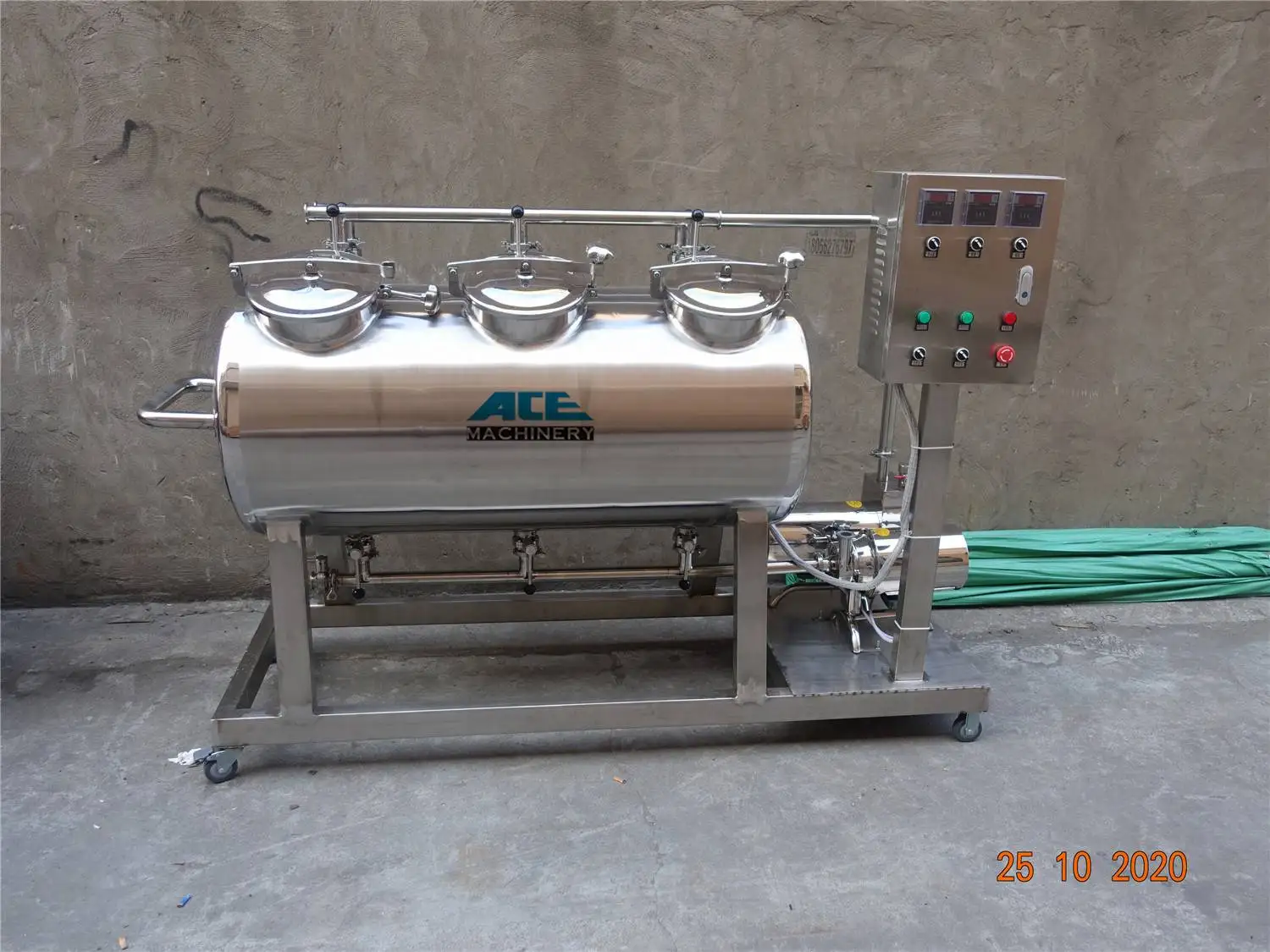Factory Price Stainless Steel Sanitary Beer Movable Centrifugal