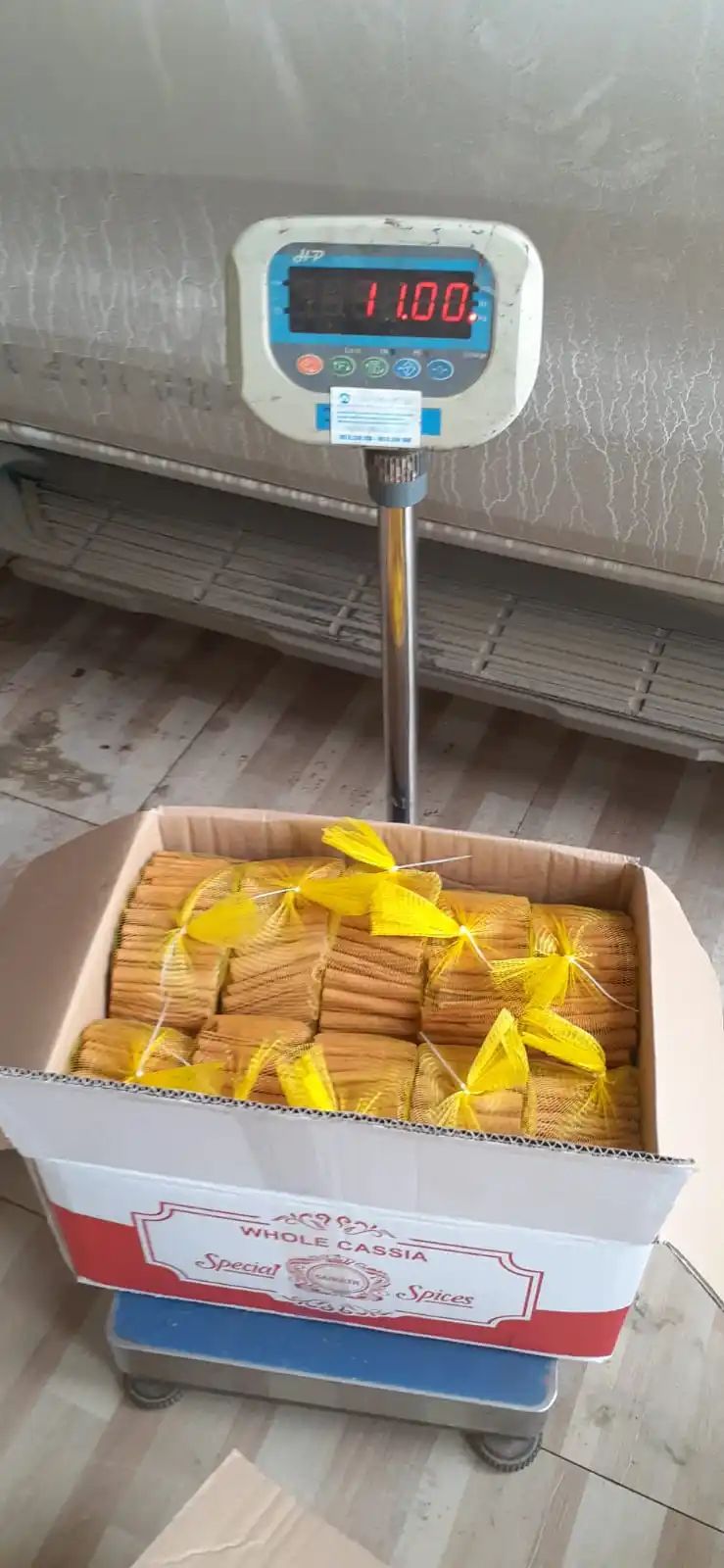 Best Selling Cinnamon Sticks High Quality 100% Natural Cassia Cinnamon Roll