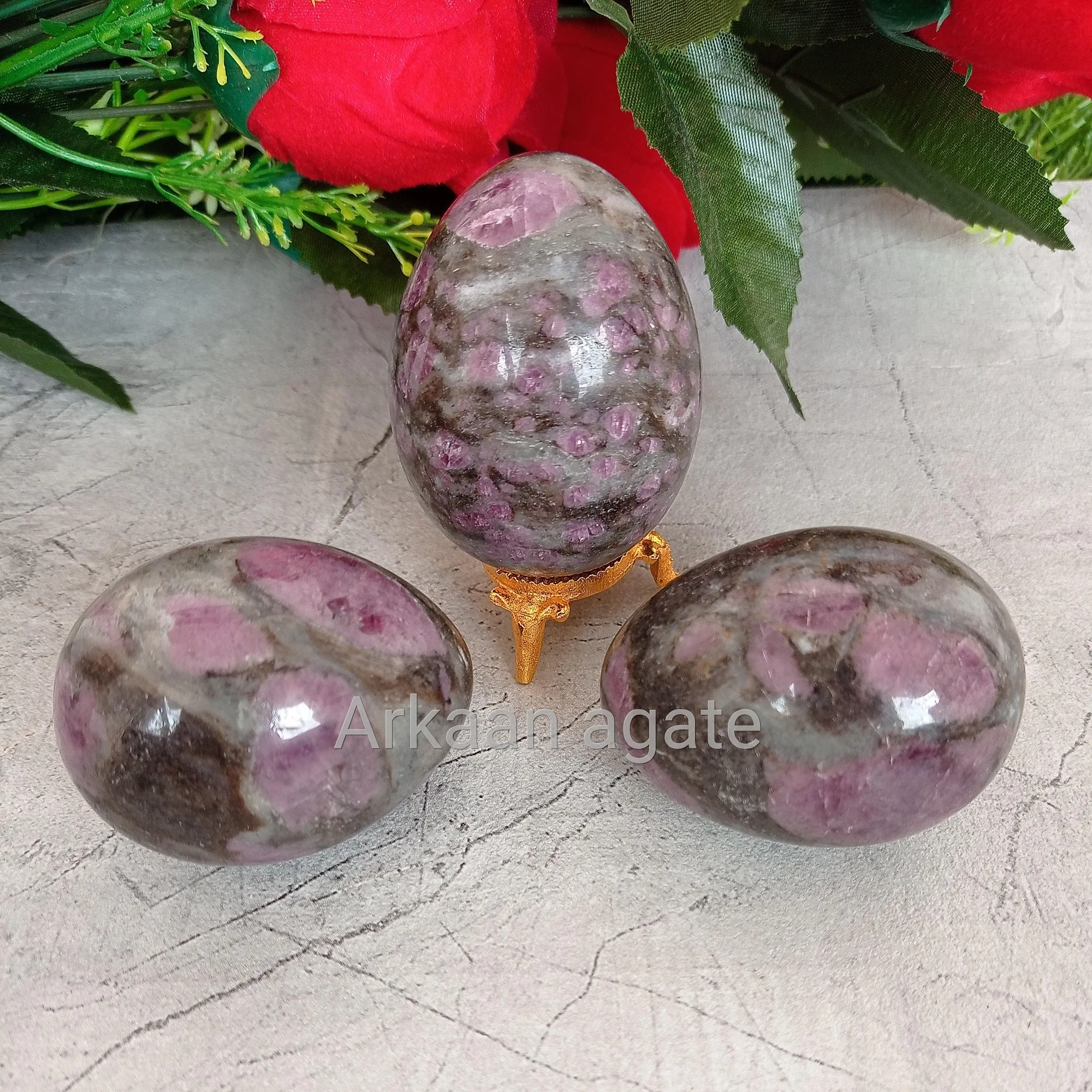 Wholesale Pink Garnet in matrix Crystal Egg Handmade For chakra crystals Healing For sale