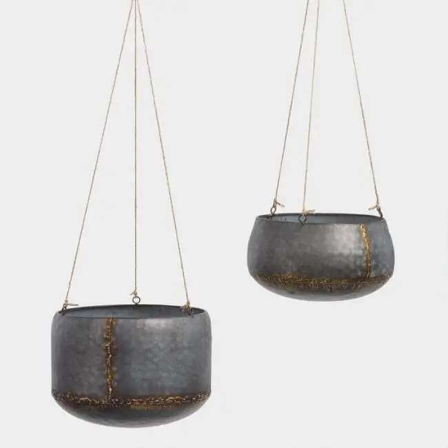 FLOWER HANGING PLANTER / GALVANIZED PLANTER POT/ DESIGNER PLANTER FOR GARDENENING AND FLOWERING HAGER PLANTER