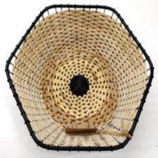 Wholesale Rattan basket set of rustic Iron Wire Matte  Mesh Fruit Basket food gift storage wicker spring design cheap customized